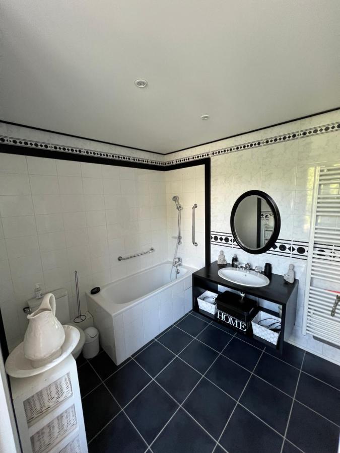 Chambres D'Hotes Dans Maison De Maitre Chaniers Luaran gambar