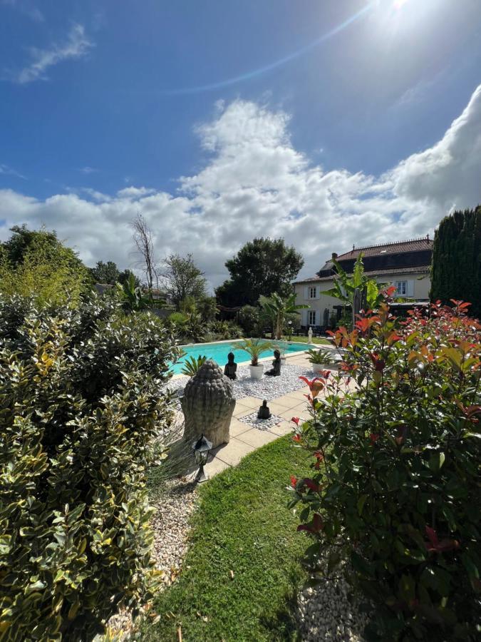 Chambres D'Hotes Dans Maison De Maitre Chaniers Luaran gambar